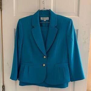 Tahari Vibrant Teal Tailored Blazer with Gold Buttons and matching skirt